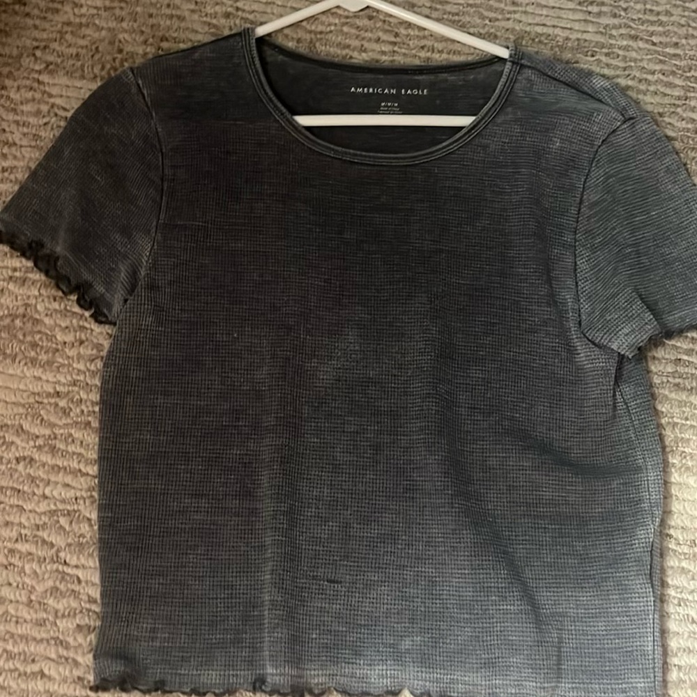 American Eagle crop tee